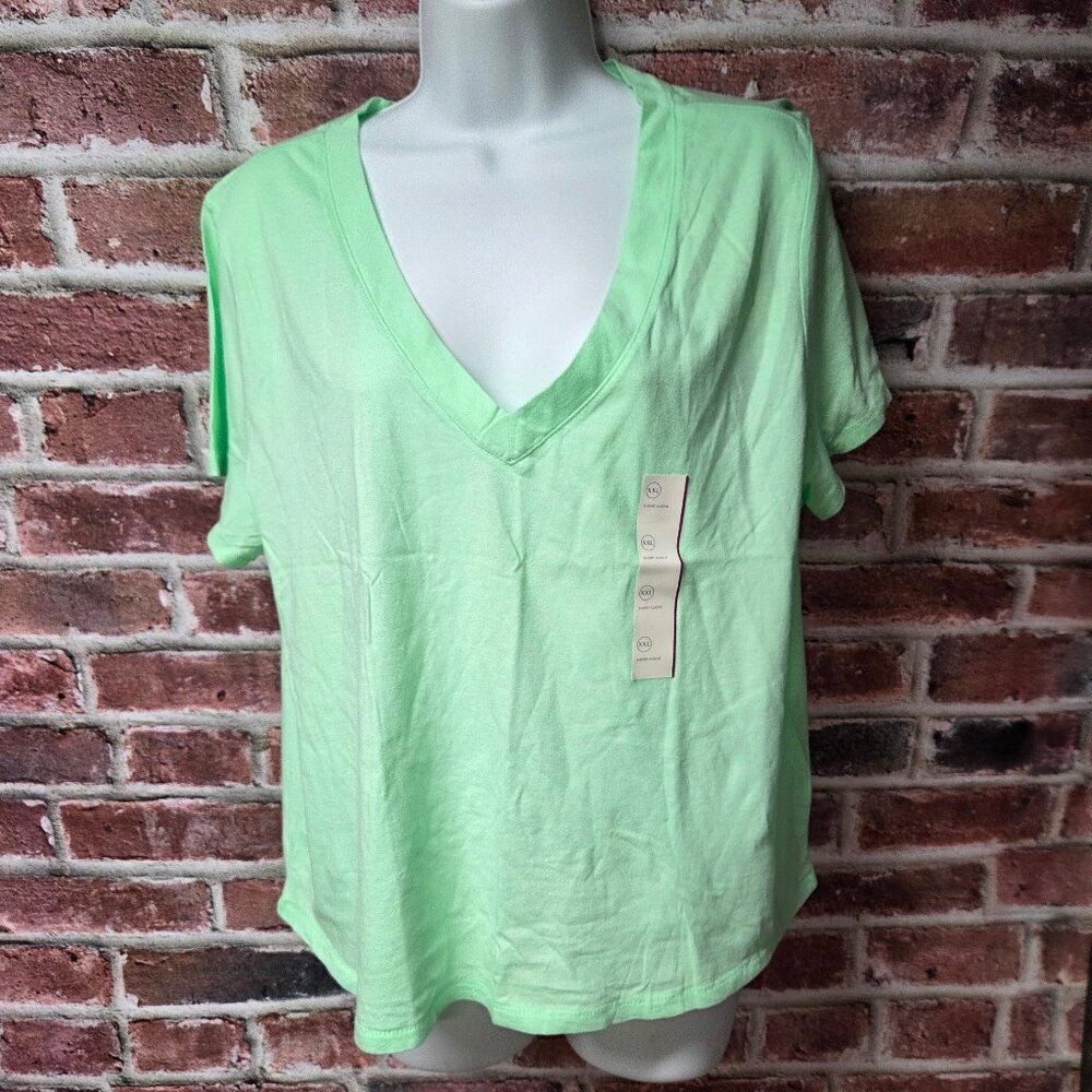 Universal Thread Light Green CROPPED V-Neck Short Sleeve Tee